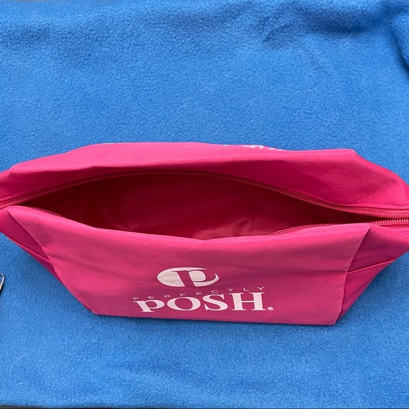 Perfectly Posh Cosmetic Bags. Two bags - Picture 4 of 6